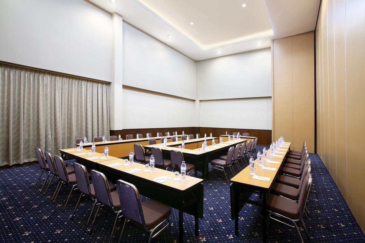 Amaris Hotel Muara Bungo - Jambi Exterior photo